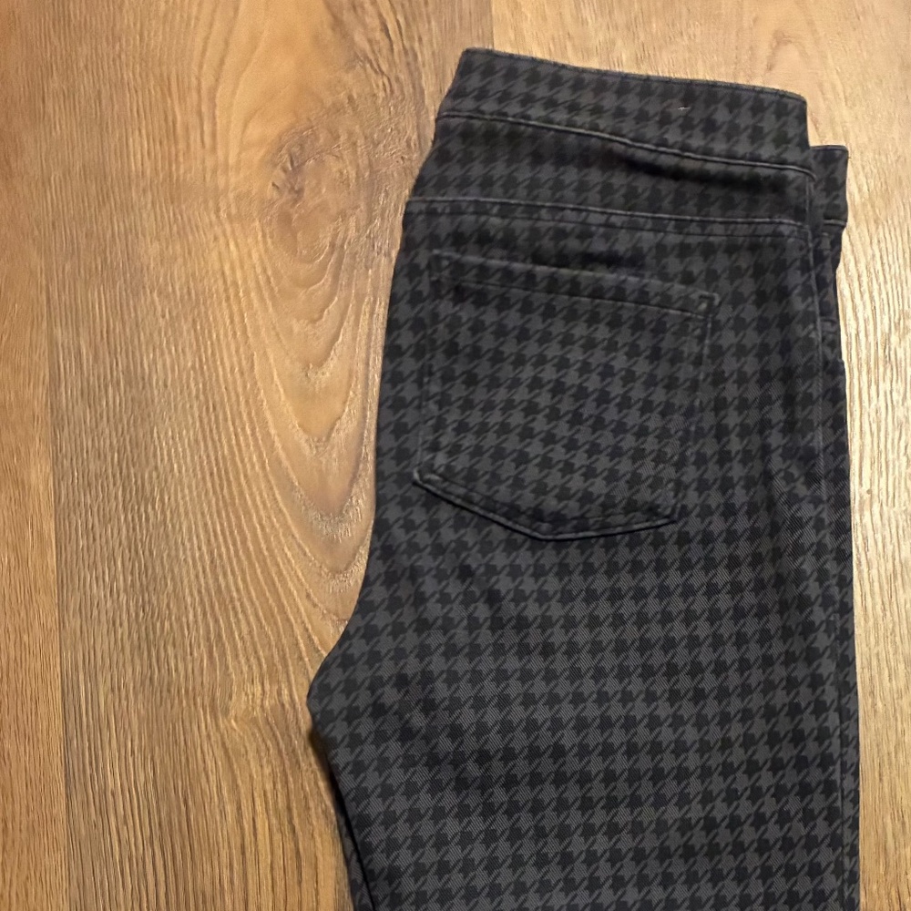 Spanx houndstooth jean like leggings